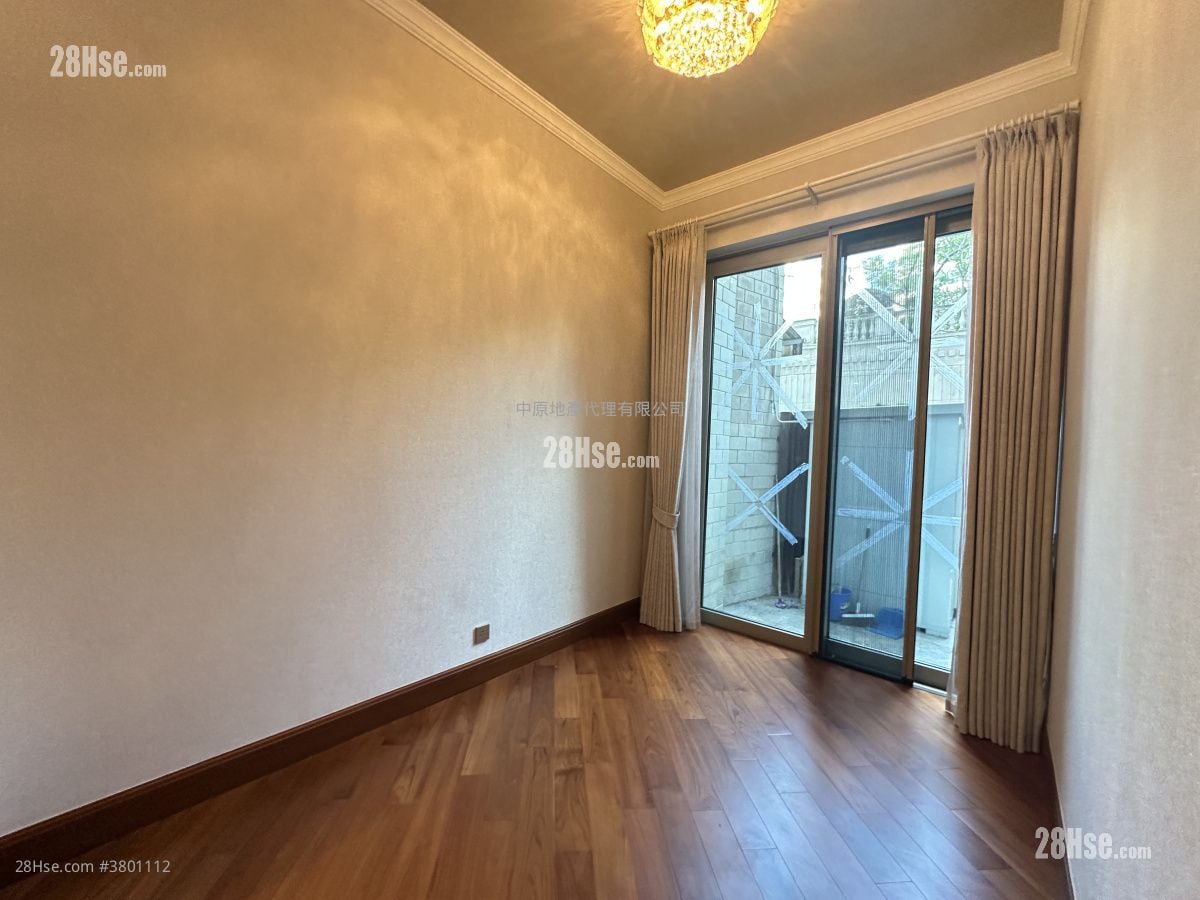 逸珑 售盘 4 房 , 3 浴室 1,650 平方尺