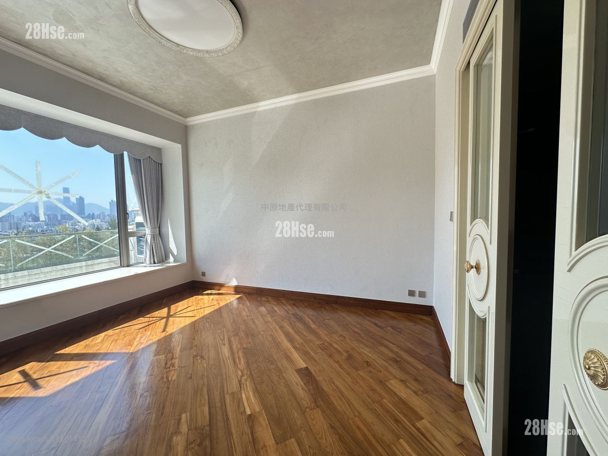 逸珑 售盘 4 房 , 3 浴室 1,650 平方尺