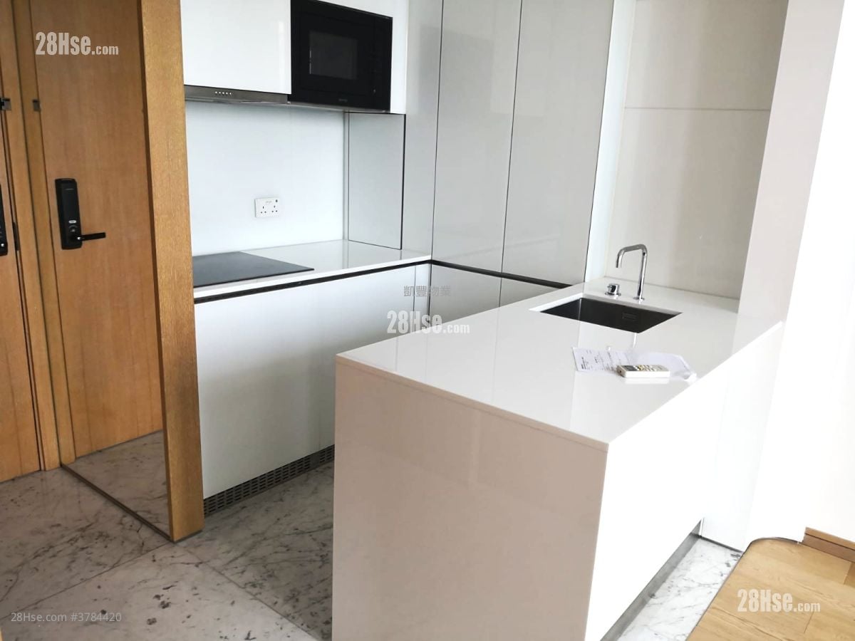 The Gloucester Rental 1 Bedroom , 1 Bathroom 342 ft²