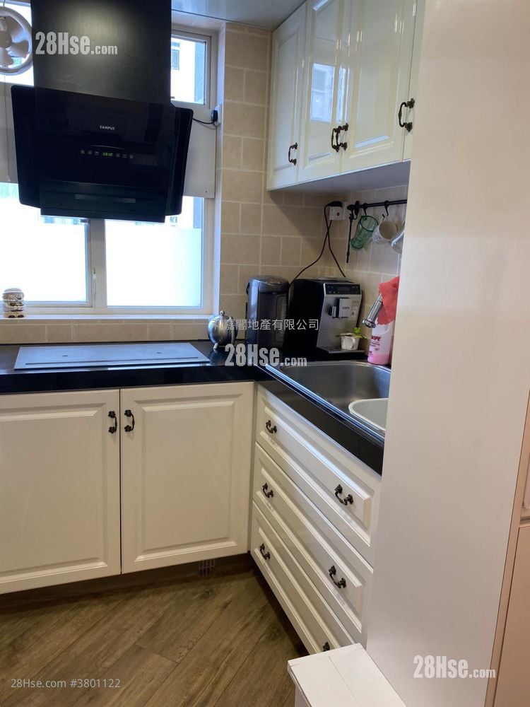 The Orchards Sell 2 Bedrooms , 1 Bathroom 616 ft²