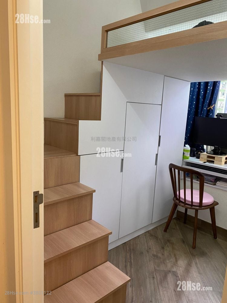 The Orchards Sell 2 Bedrooms , 1 Bathroom 616 ft²