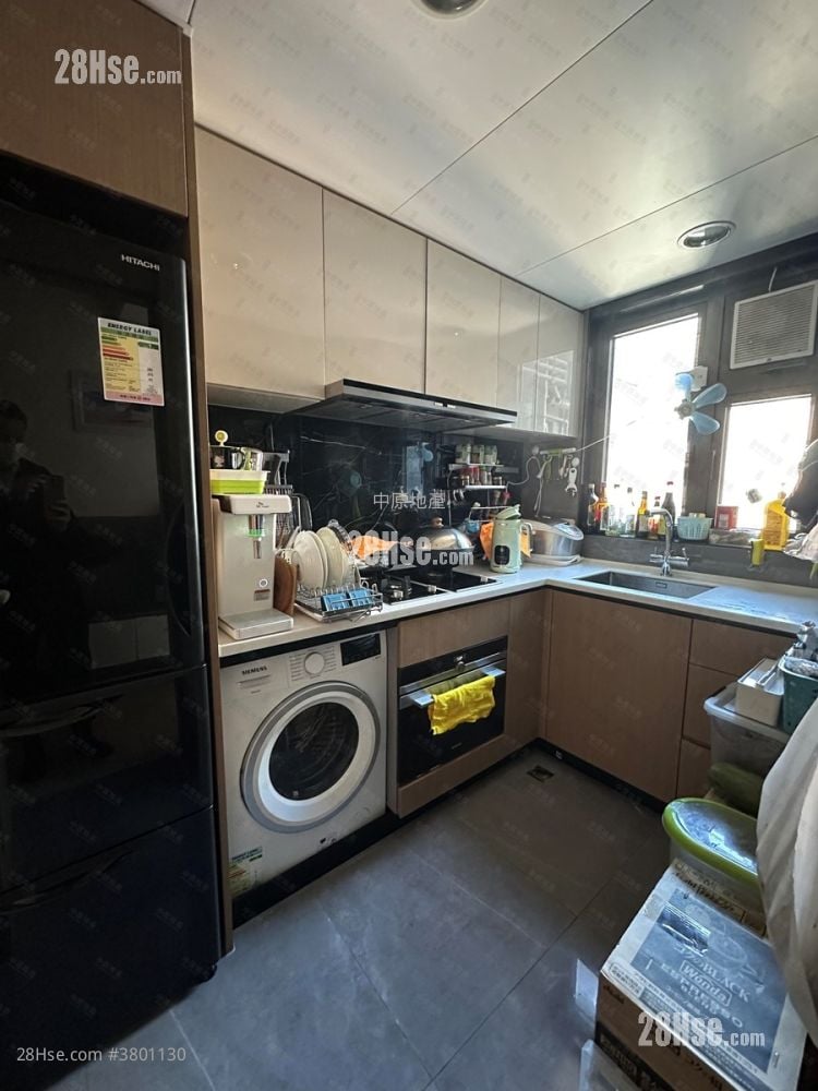 Sol City Sell 3 Bedrooms 719 ft²