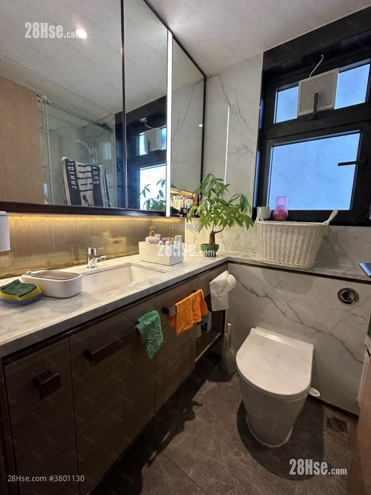 Sol City Sell 3 Bedrooms 719 ft²