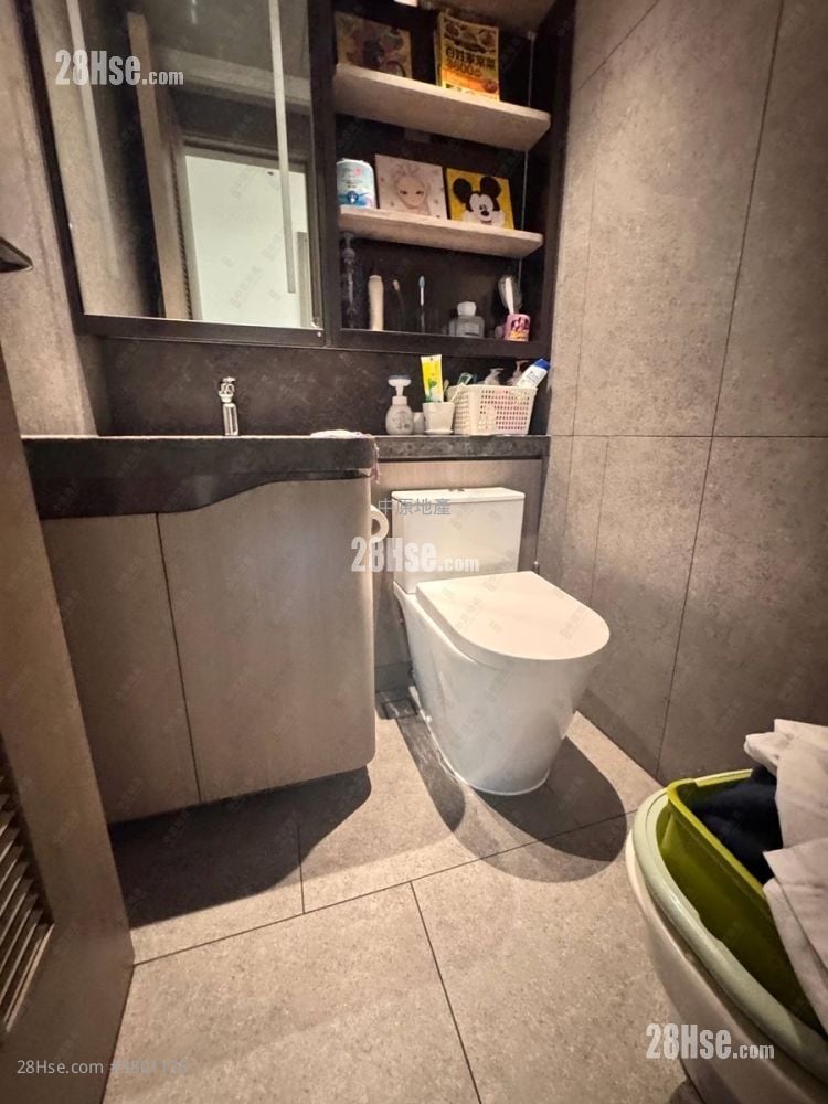 Yoho West Sell 3 Bedrooms 568 ft²