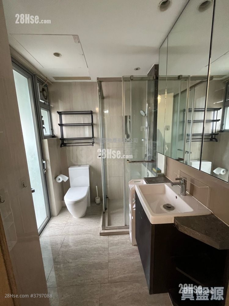 尚悦 租盘 2 房 , 1 浴室 356 平方尺