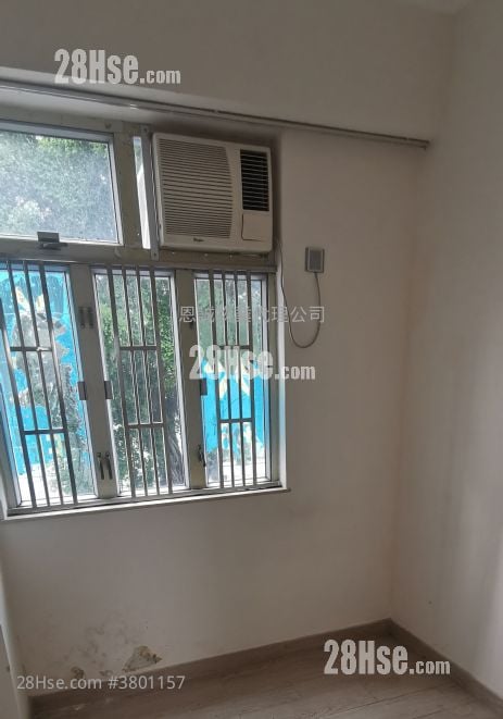 Po Yik Building Sell 2 Bedrooms , 1 Bathroom 328 ft²