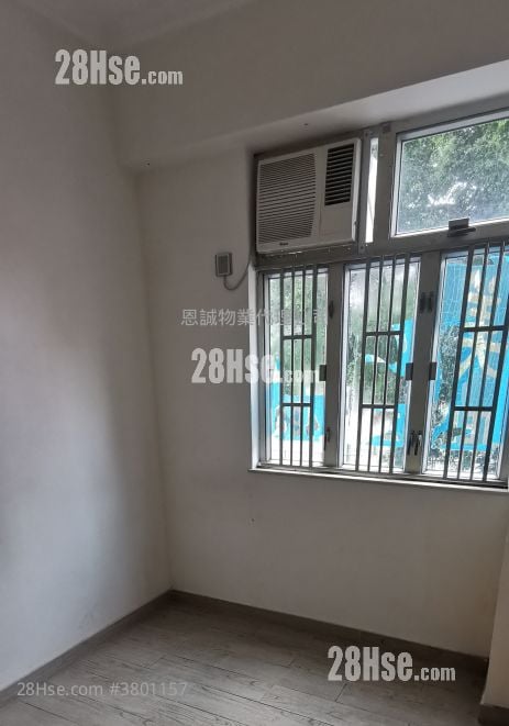 Po Yik Building Sell 2 Bedrooms , 1 Bathroom 328 ft²