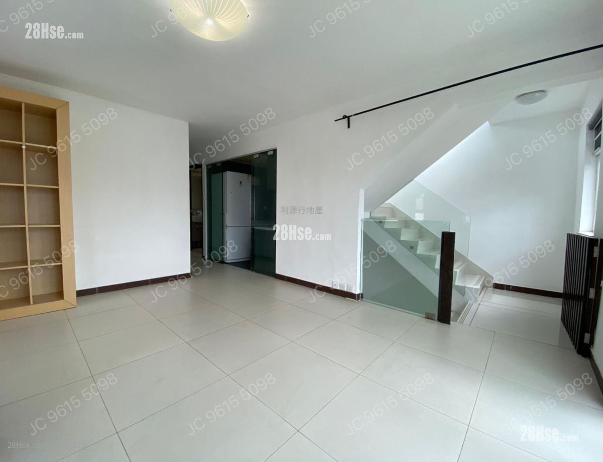 Village Rental 3 Bedrooms , 2 Bathrooms 700 ft²