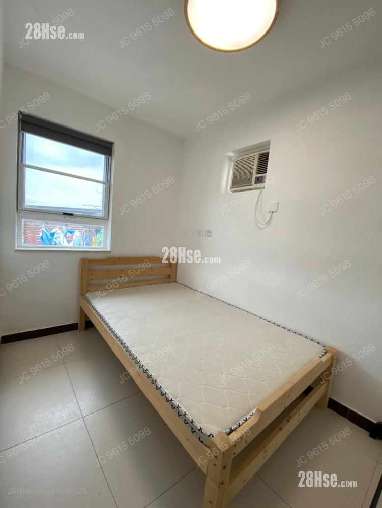 Village Rental 3 Bedrooms , 2 Bathrooms 700 ft²