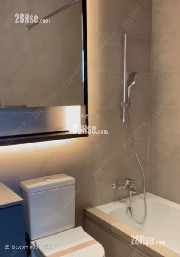 Lp6 Sell 2 Bedrooms , 1 Bathroom 422 ft²