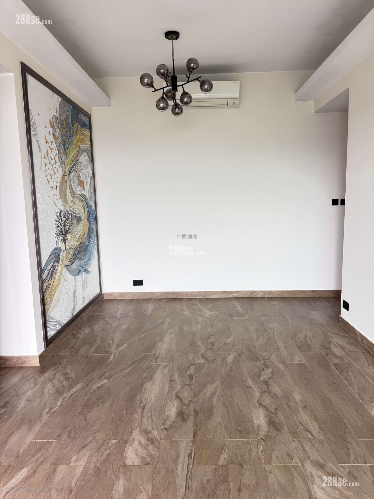 Yoho Midtown Sell 4 Bedrooms 948 ft²