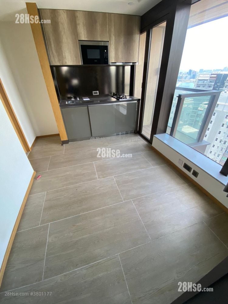 One Prestige Rental Studio , 1 Bathroom 193 ft²