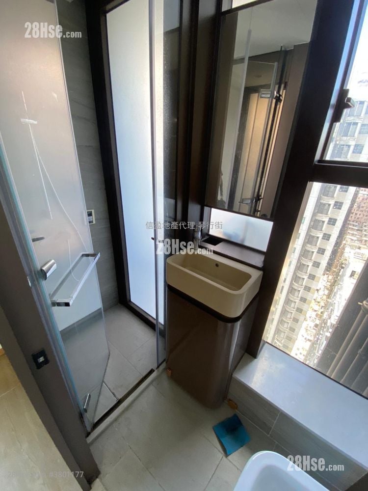 One Prestige Rental Studio , 1 Bathroom 193 ft²