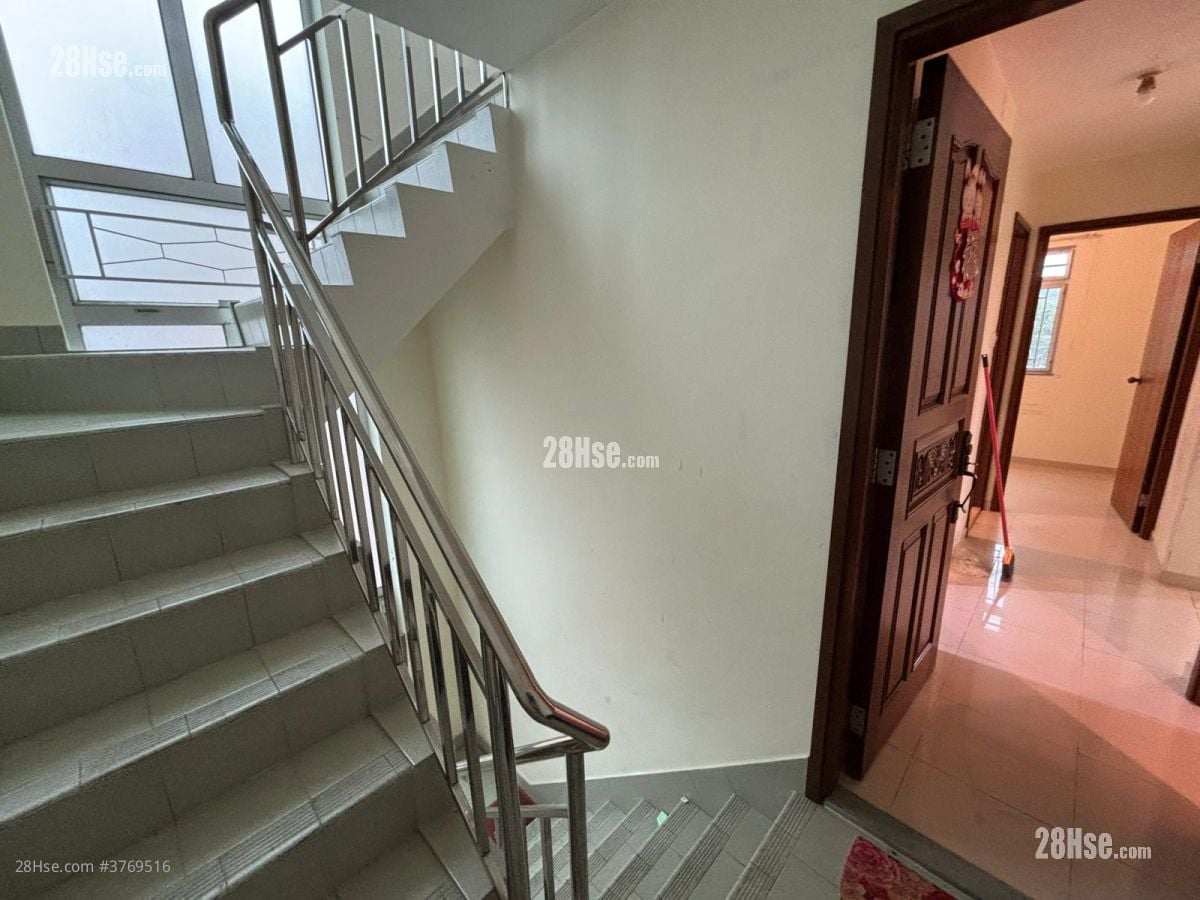 Village Rental 3 Bedrooms , 1 Bathroom