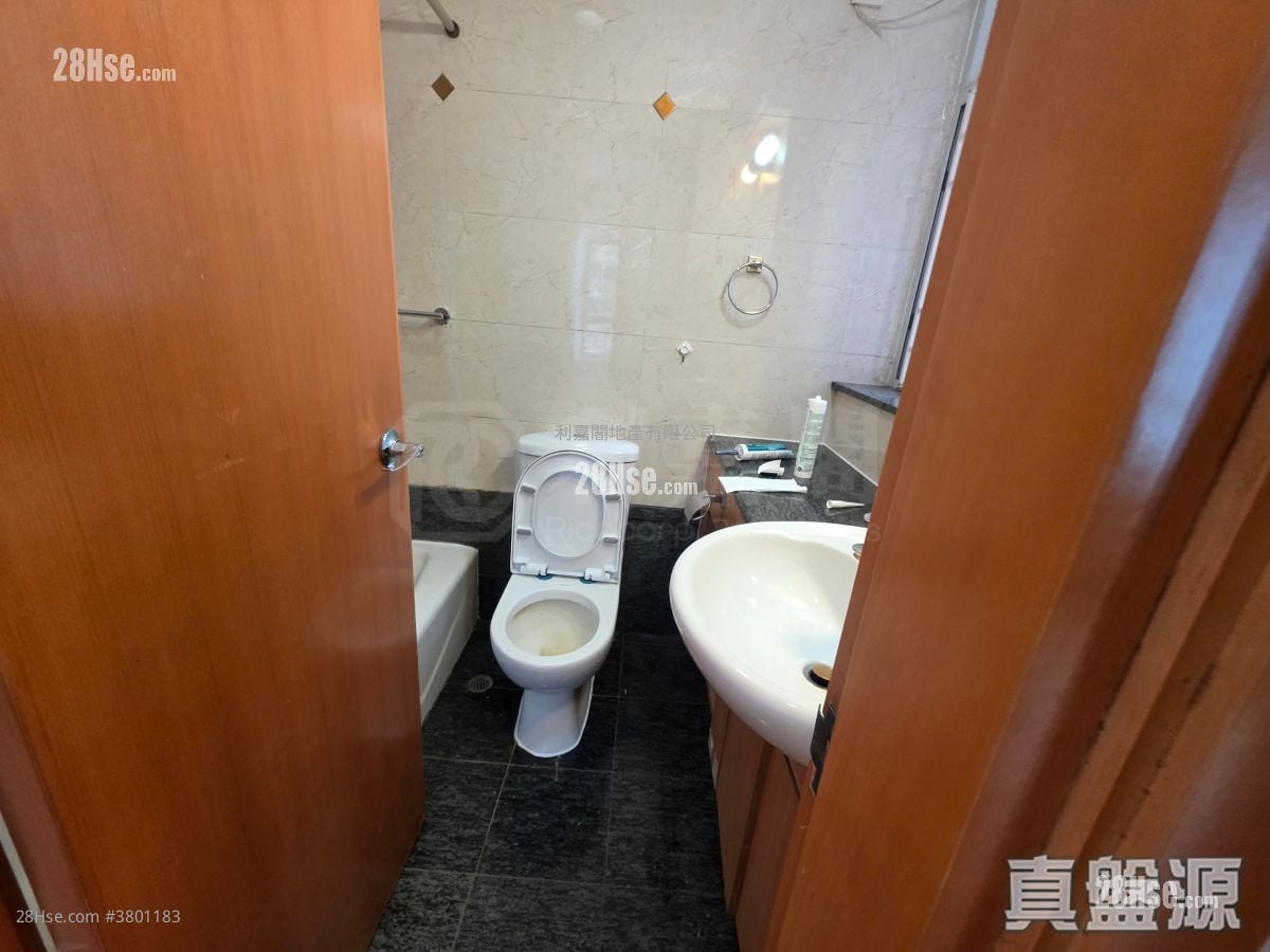 Liberte Sell 2 Bedrooms 517 ft²