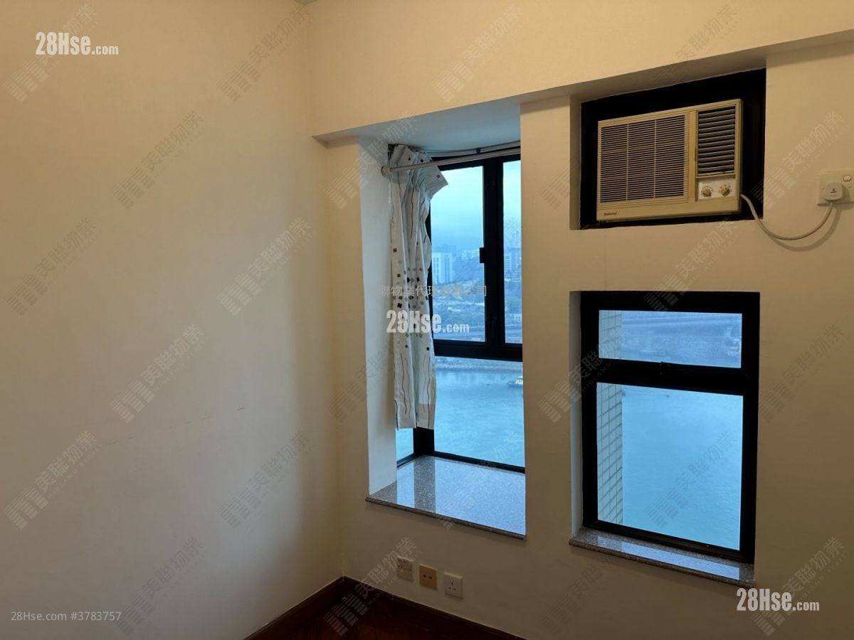 Grand Horizon Rental 2 Bedrooms , 1 Bathroom 463 ft²