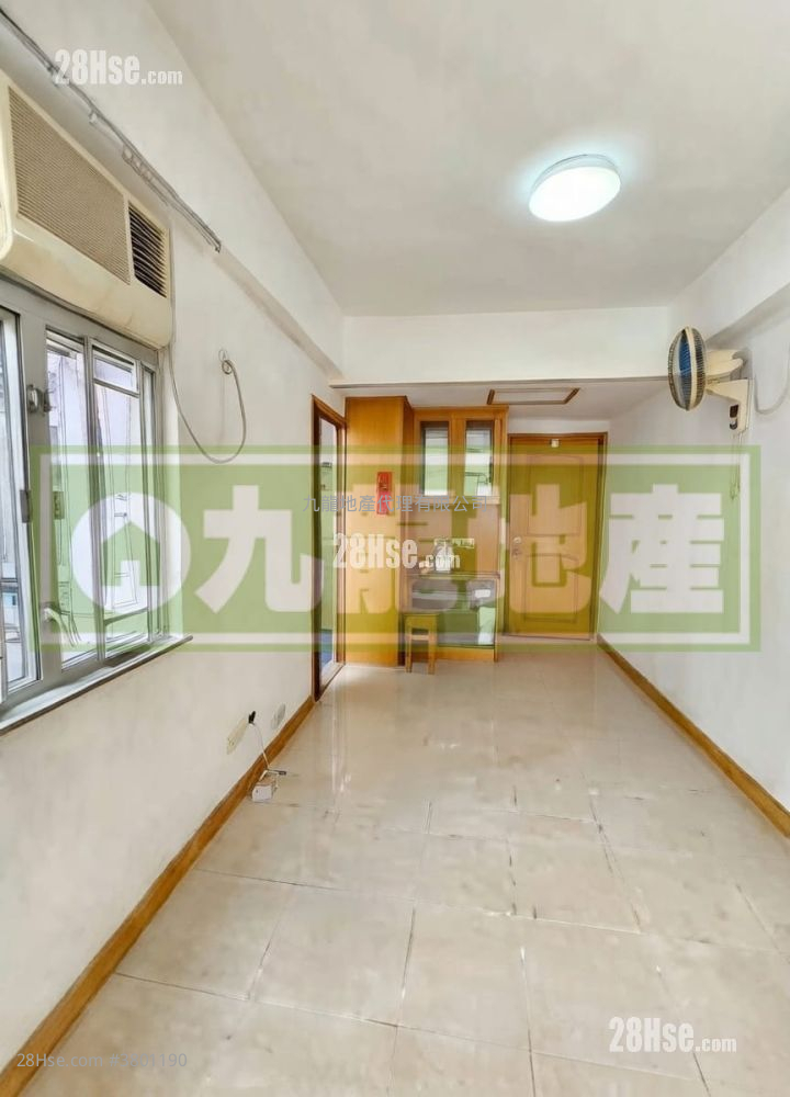 Po Tin Building Sell 2 Bedrooms , 1 Bathroom 318 ft²
