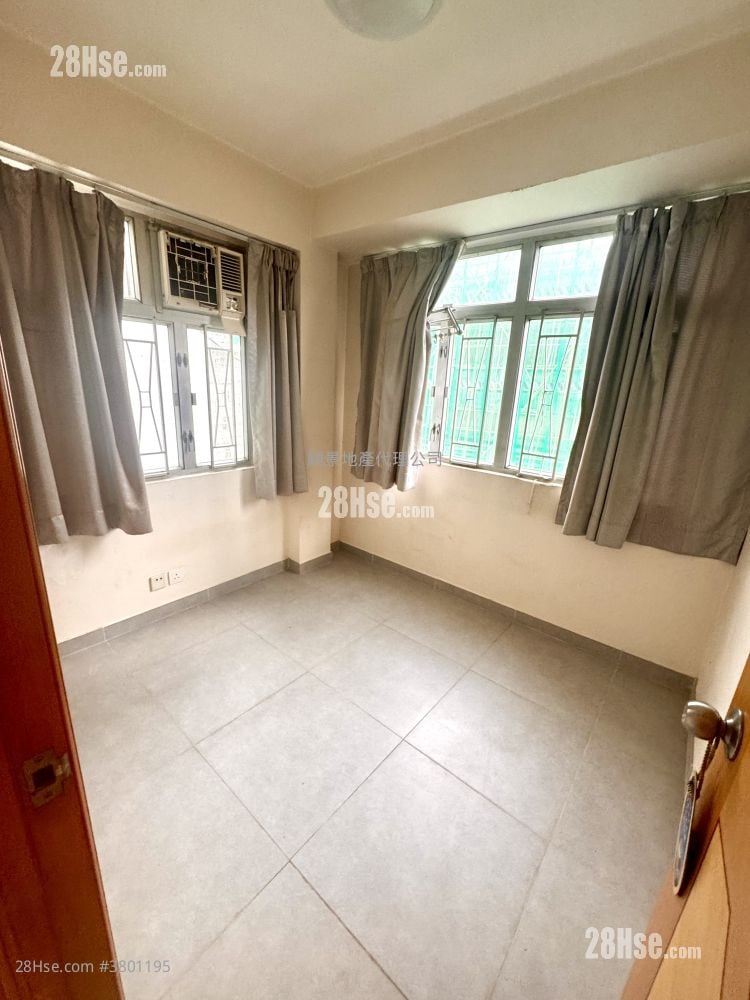 On Wo Gardens Sell 365 ft²