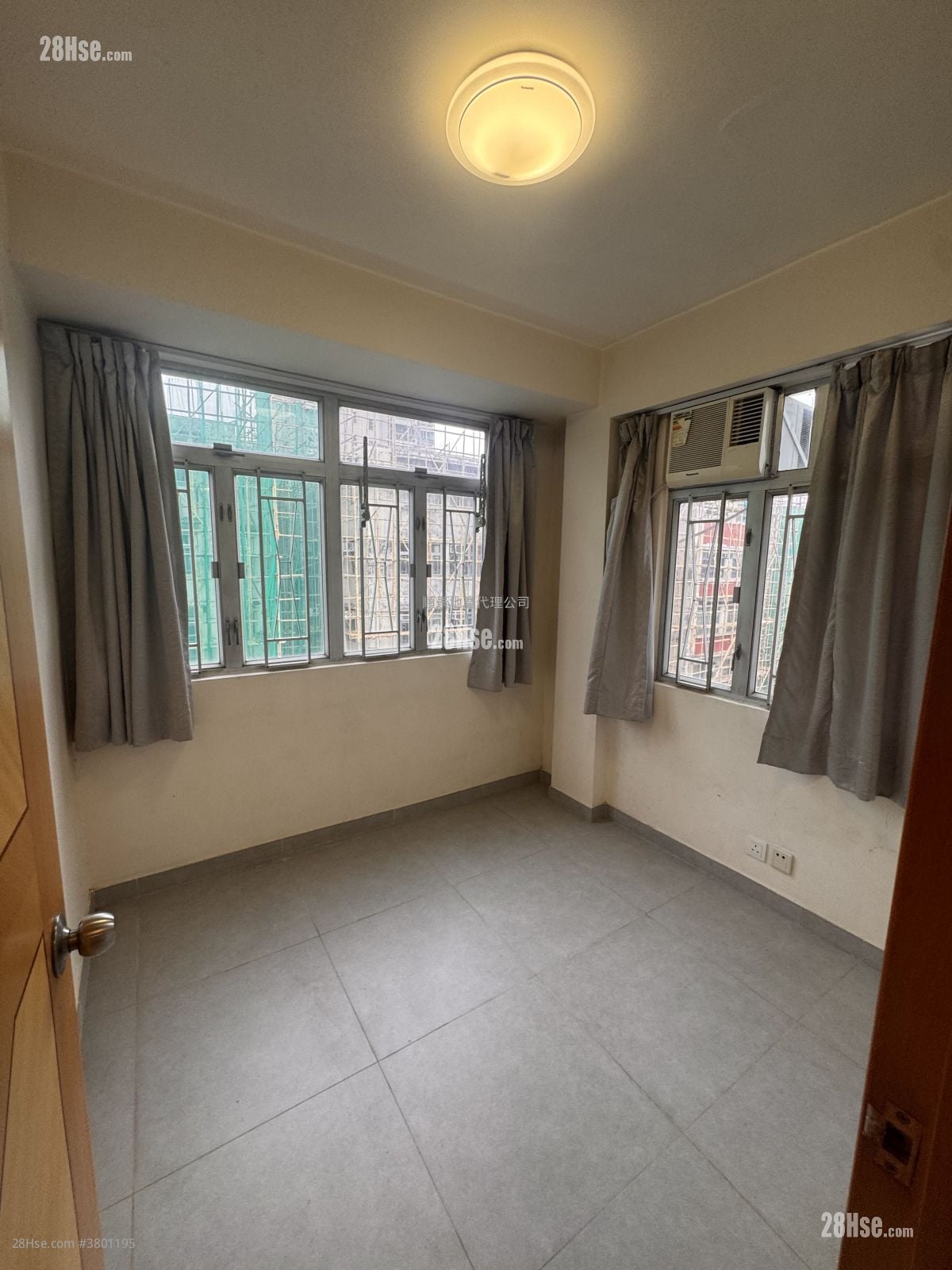 On Wo Gardens Sell 365 ft²