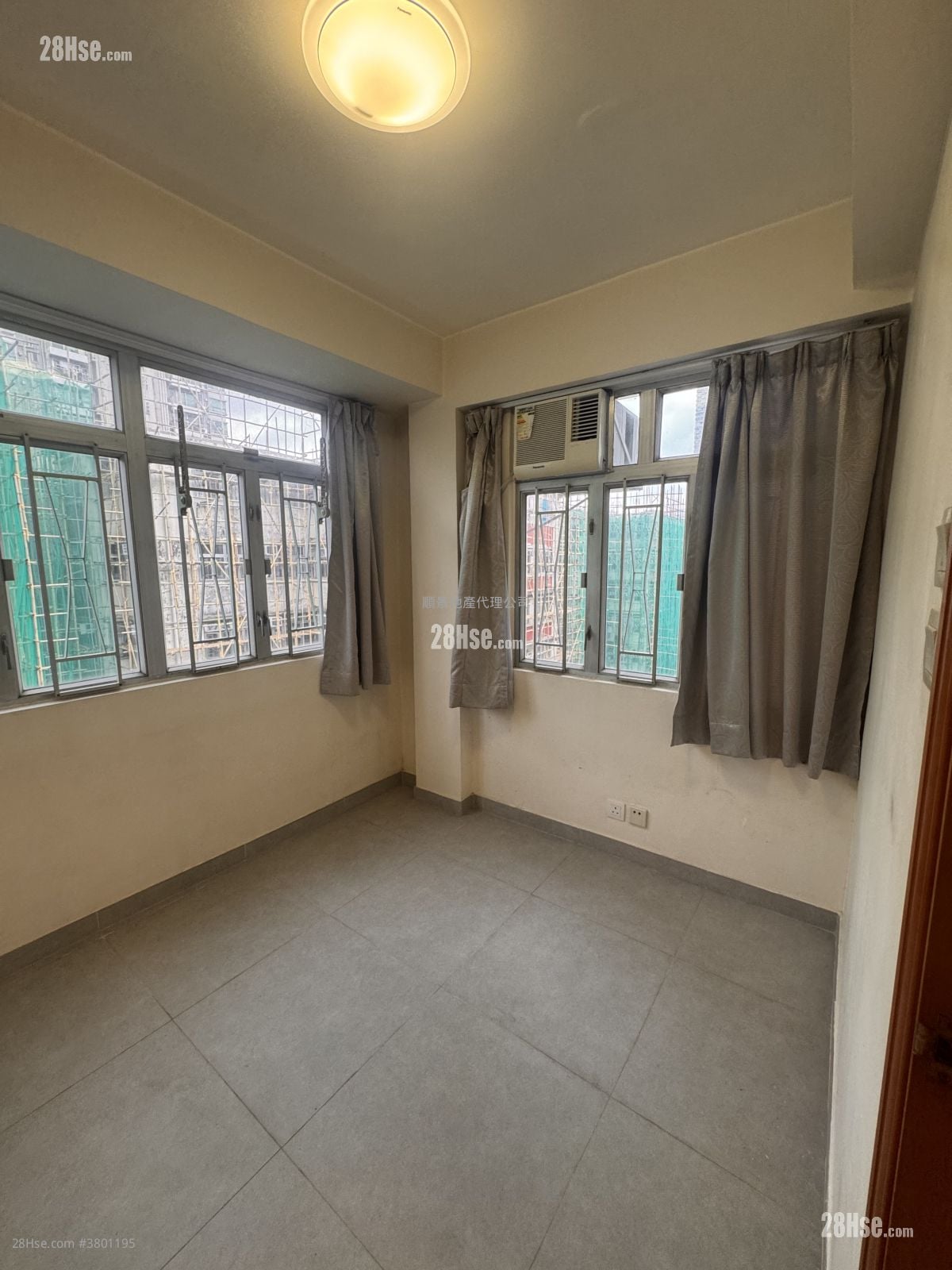 On Wo Gardens Sell 365 ft²