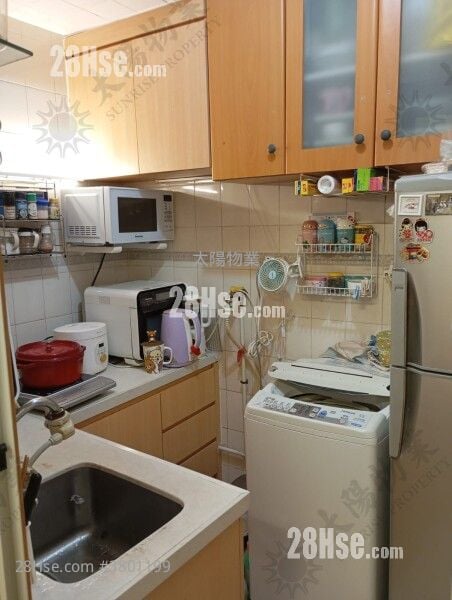 Fok Lin  Building Sell 2 Bedrooms 366 ft²