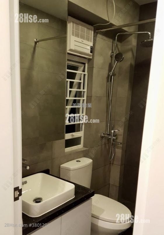 Tsuen King Garden Sell 2 Bedrooms 434 ft²