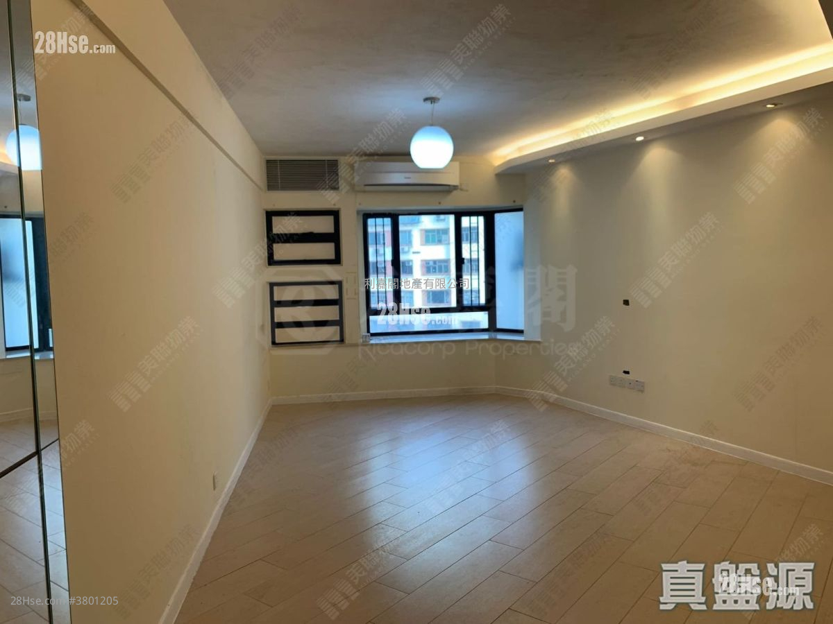 Park Towers Rental 3 Bedrooms , 1 Bathroom 949 ft²