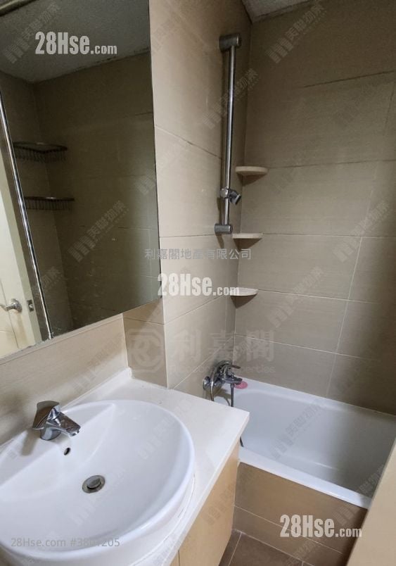 Park Towers Rental 3 Bedrooms , 1 Bathroom 949 ft²