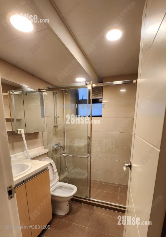 Park Towers Rental 3 Bedrooms , 1 Bathroom 949 ft²