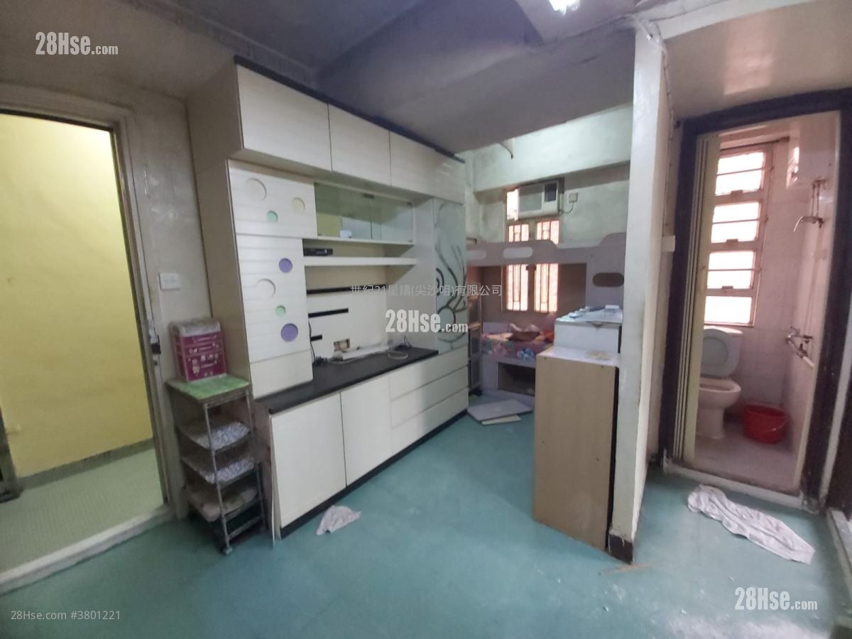 鸿发大楼 售盘 1 房 , 1 浴室 286 平方尺