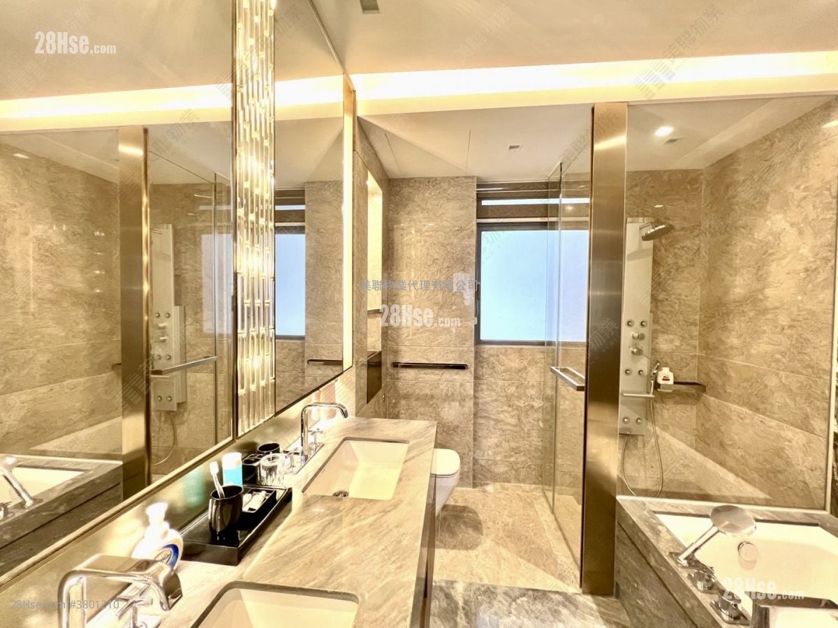 Cristallo Sell 3 Bedrooms 1,310 ft²