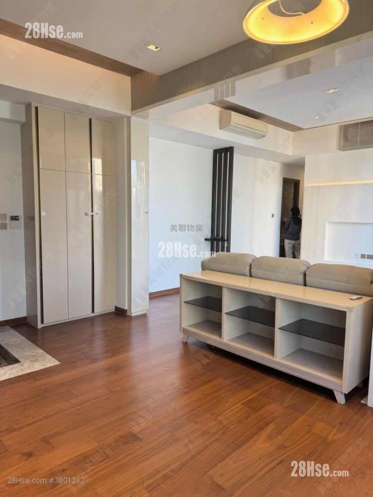 Aurora Rental 4 Bedrooms , 2 Bathrooms 985 ft²