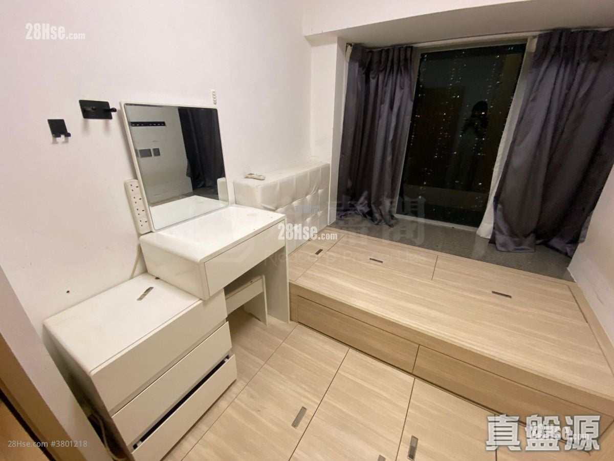 Metro Harbour View Sell 2 Bedrooms 348 ft²