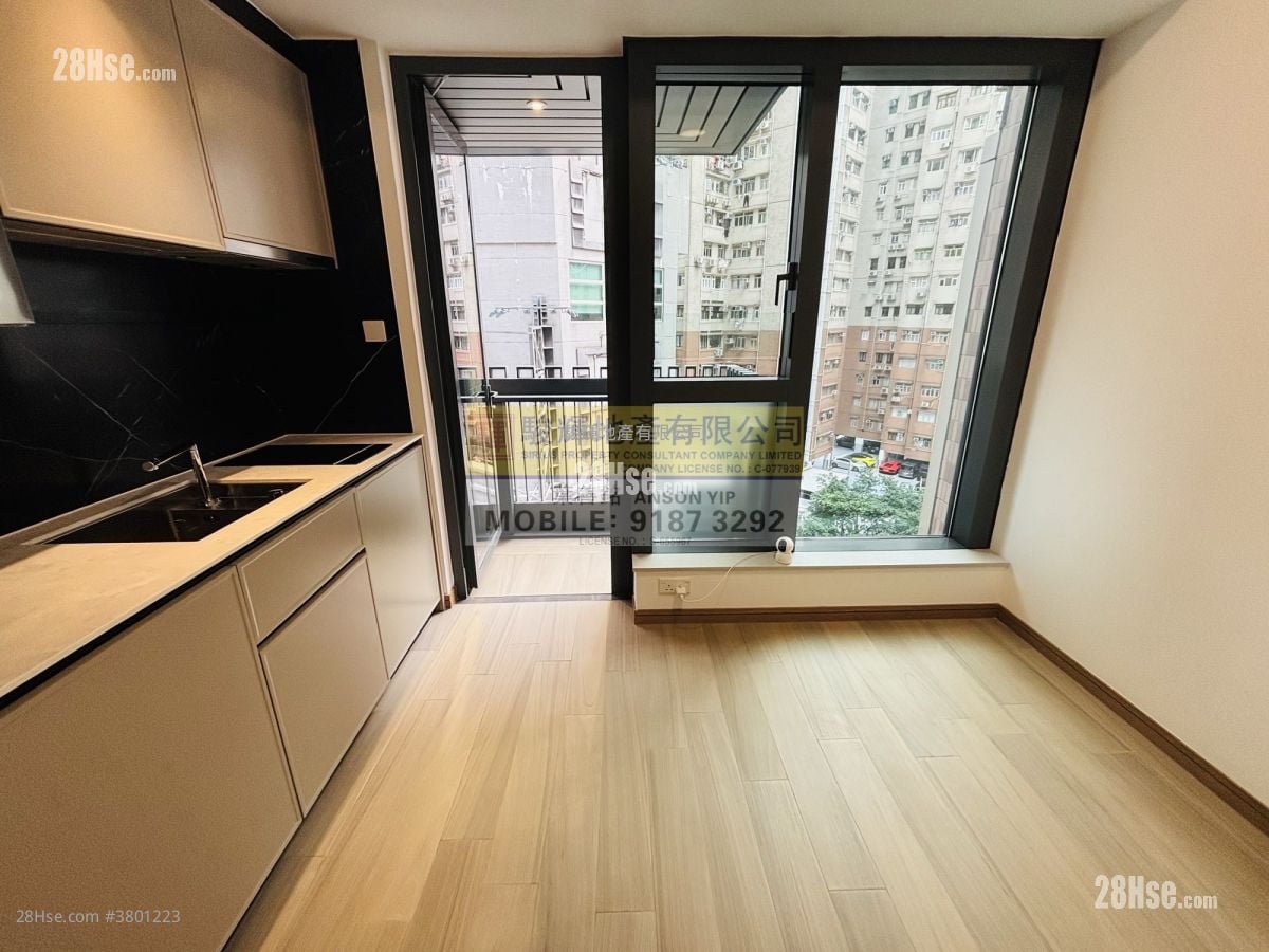 Uptify Sell Studio , 1 Bathroom 172 ft²