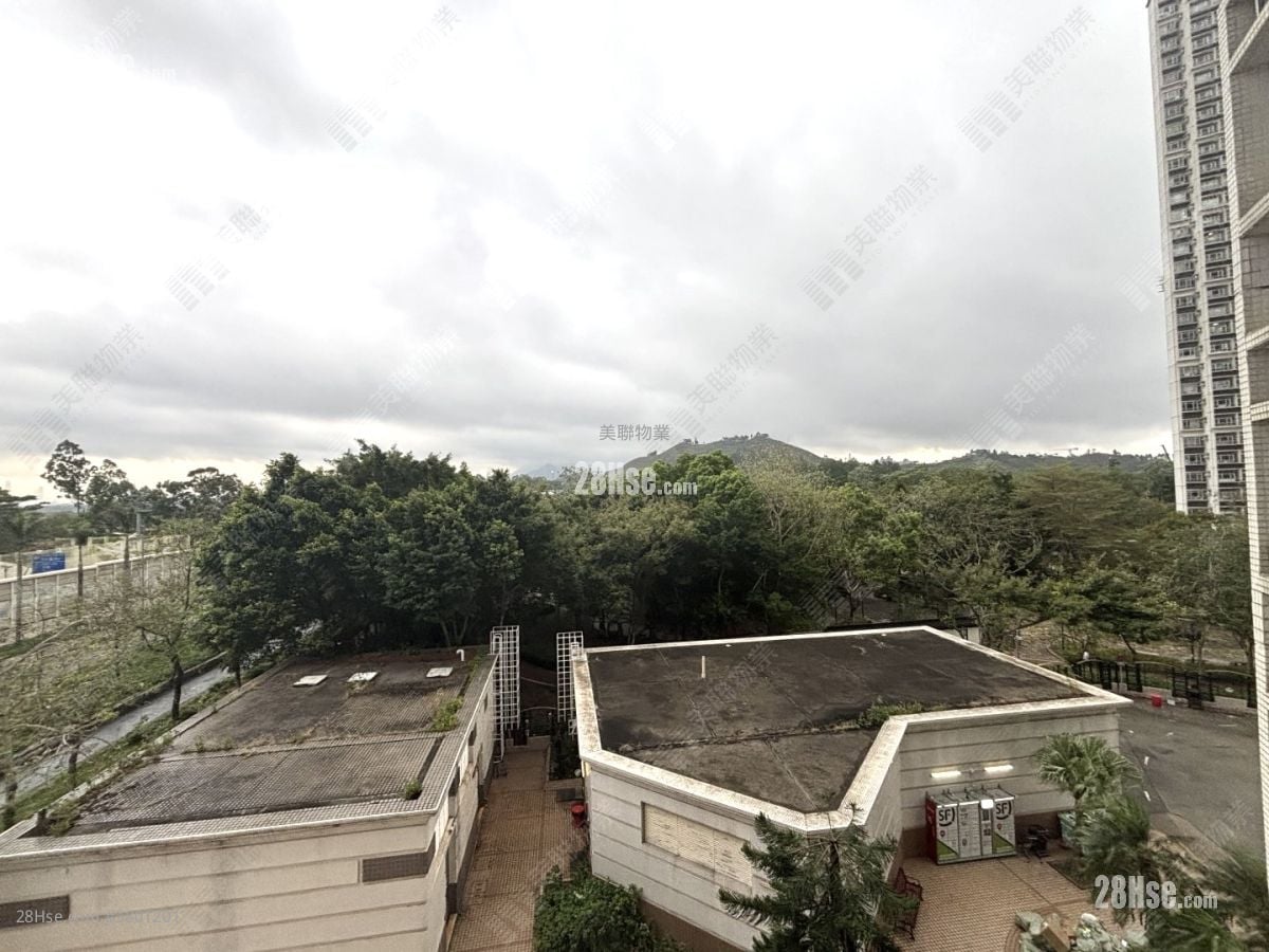 Kingswood Villas Sell 3 Bedrooms , 2 Bathrooms 623 ft²