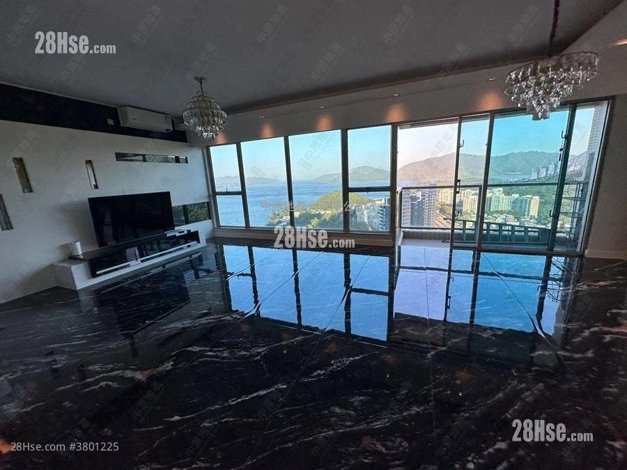 银湖天峰 售盘 3 房 1,856 平方尺