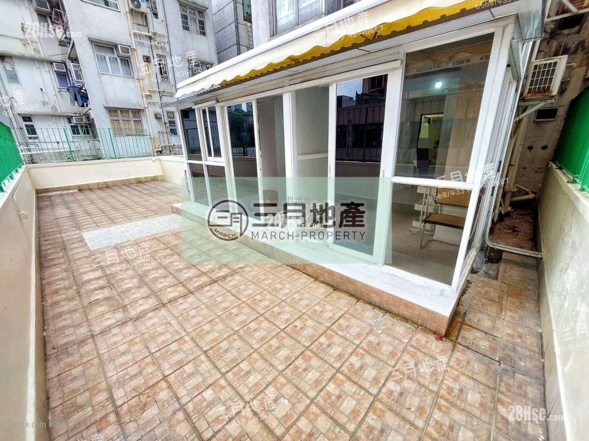 Hung Hay Building Sell 2 Bedrooms , 3 Bathrooms 300 ft²