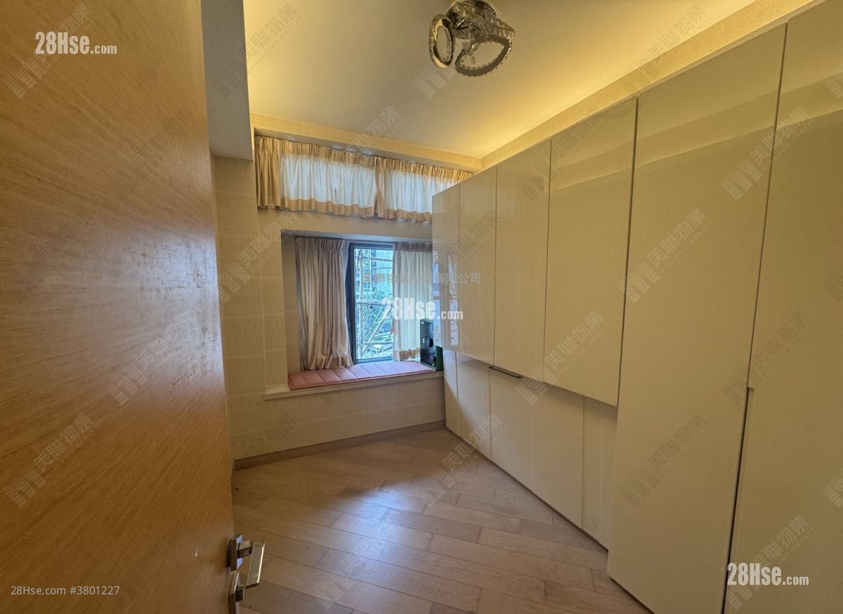 Providence Peak Rental 4 Bedrooms , 3 Bathrooms 1,618 ft²