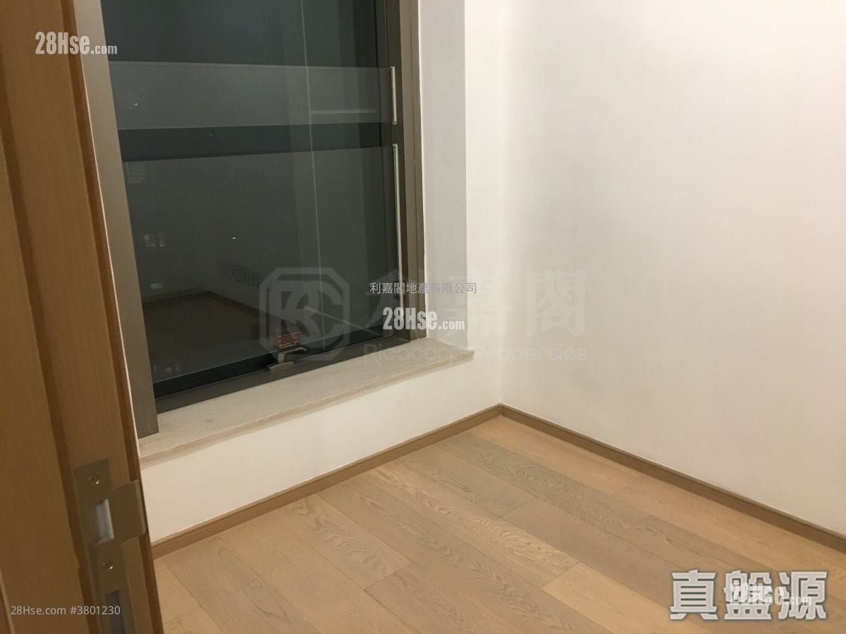 Harbour Glory Rental 2 Bedrooms , 1 Bathroom 569 ft²