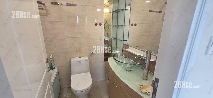 Central Park Towers Rental 2 Bedrooms , 1 Bathroom 493 ft²