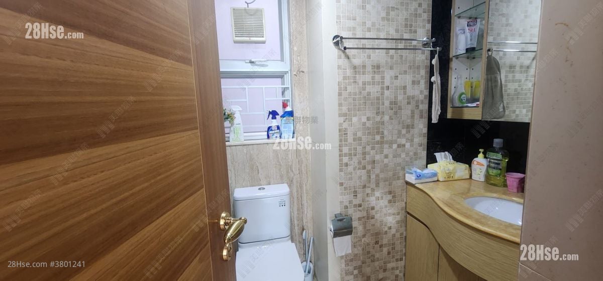 Festival City Sell 3 Bedrooms , 2 Bathrooms 680 ft²