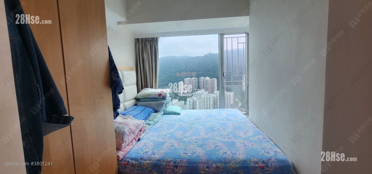 Festival City Sell 3 Bedrooms , 2 Bathrooms 680 ft²