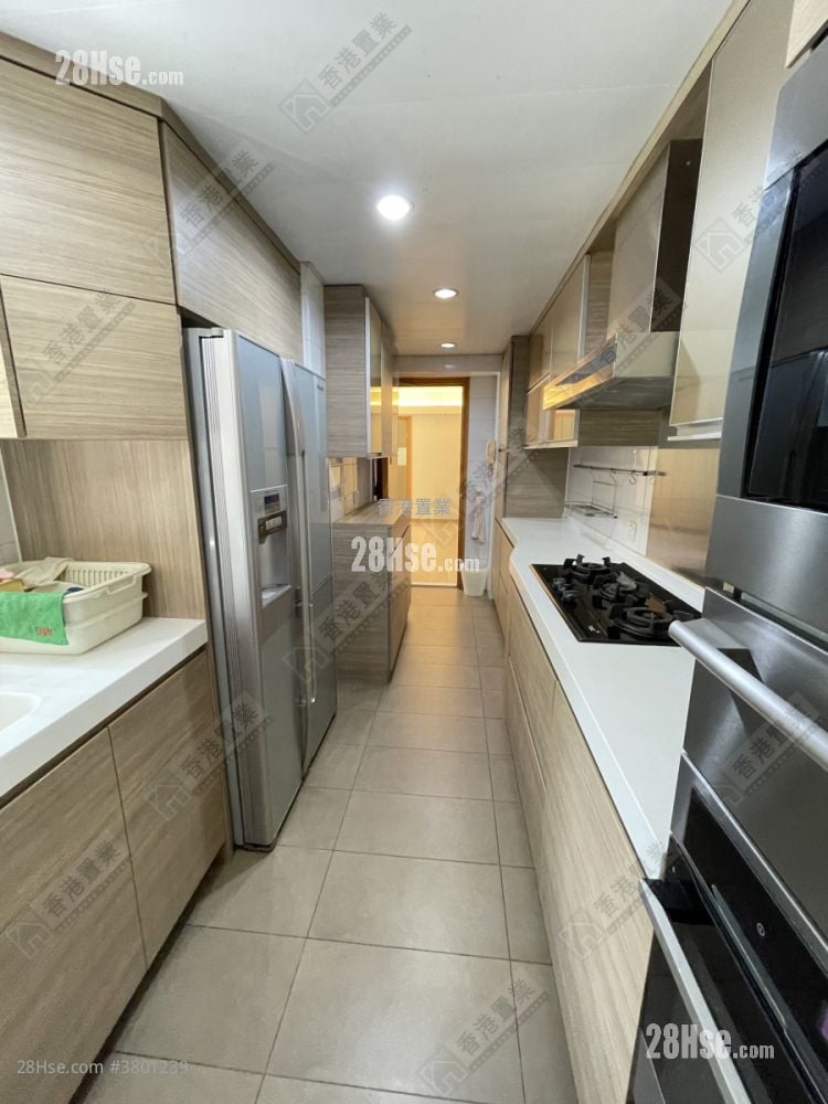 The Waterfront Sell 3 Bedrooms , 2 Bathrooms 1,074 ft²