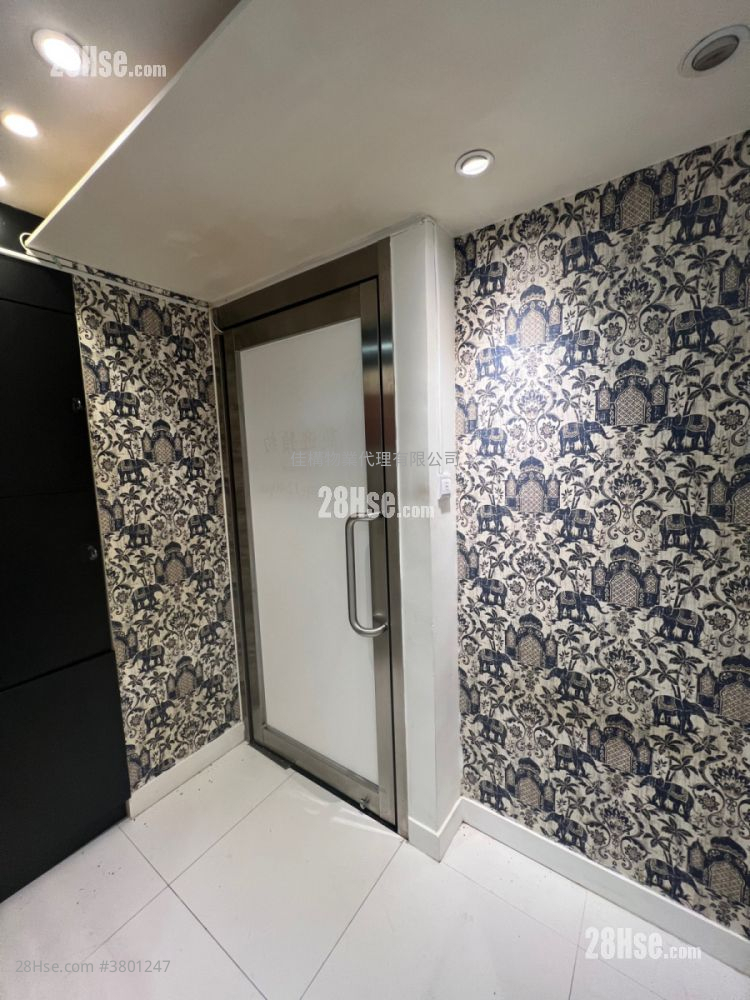 宝明大厦 租盘 1 厕所 537 平方尺