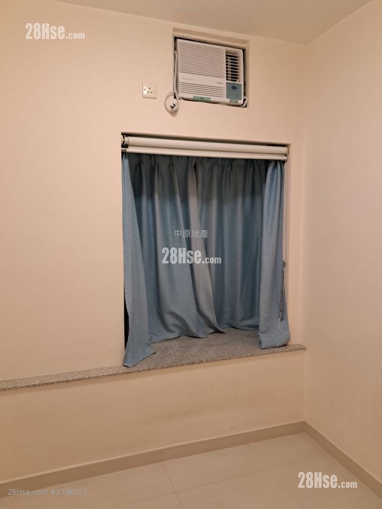 Tsing Yi Garden Sell 3 Bedrooms , 2 Bathrooms 547 ft²