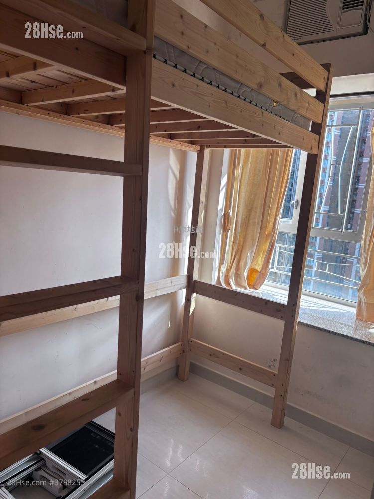 Tsing Yi Garden Sell 3 Bedrooms , 2 Bathrooms 547 ft²