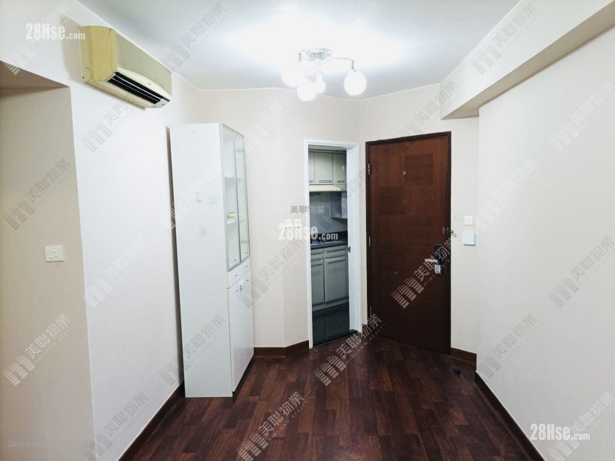 Summit Terrace Sell 2 Bedrooms 435 ft²