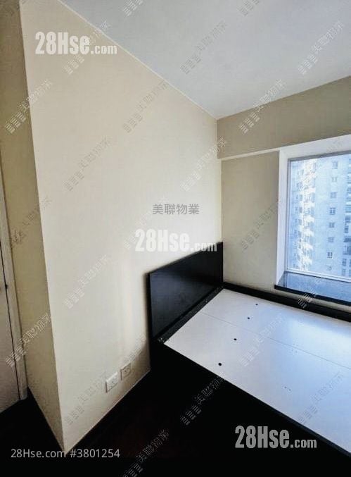 Summit Terrace Sell 2 Bedrooms 435 ft²