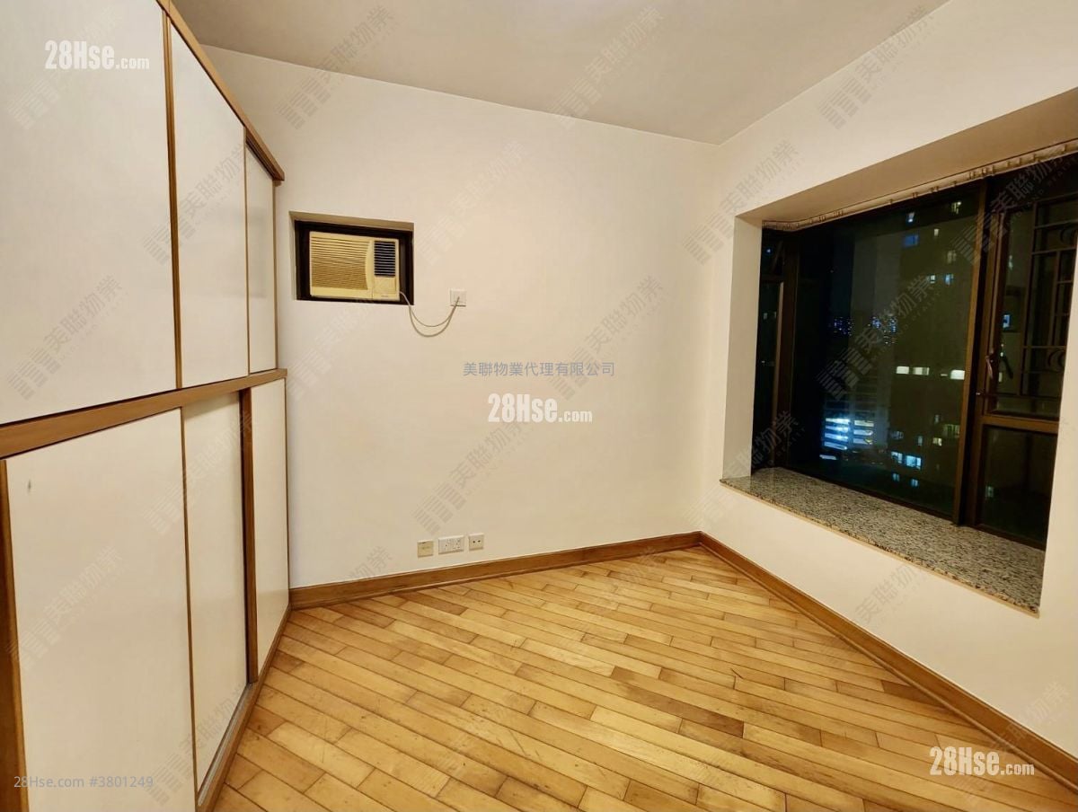 Liberte Sell 2 Bedrooms , 2 Bathrooms 517 ft²