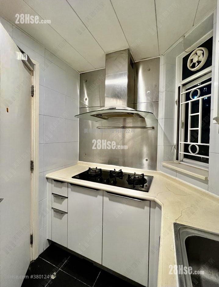 Liberte Sell 2 Bedrooms , 2 Bathrooms 517 ft²